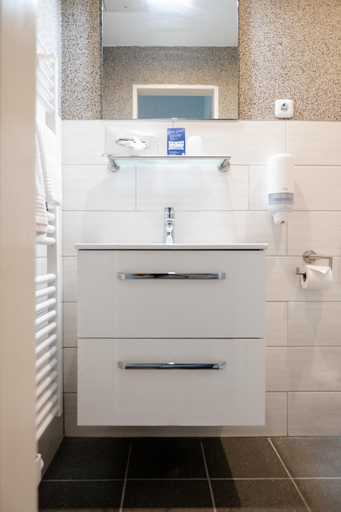 Bathroom 3, Zum Alten Schifferhaus, Herzogtum Lauenburg