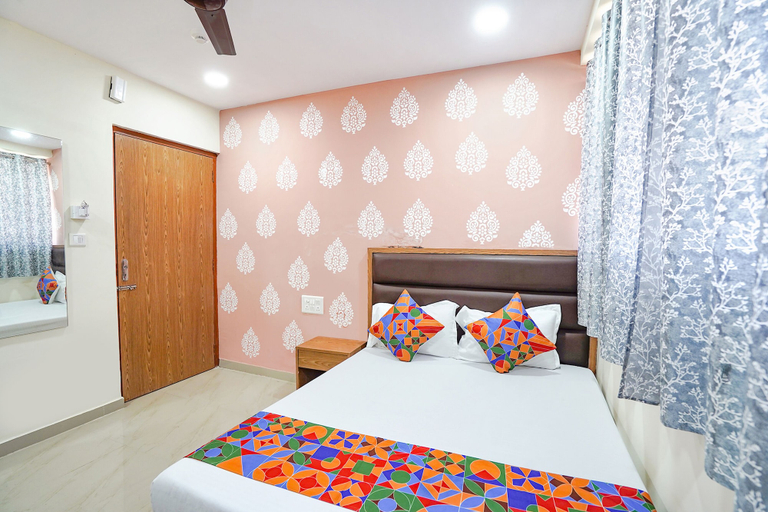 Bedroom 2, Fabhotel The Lead, Ahmadabad
