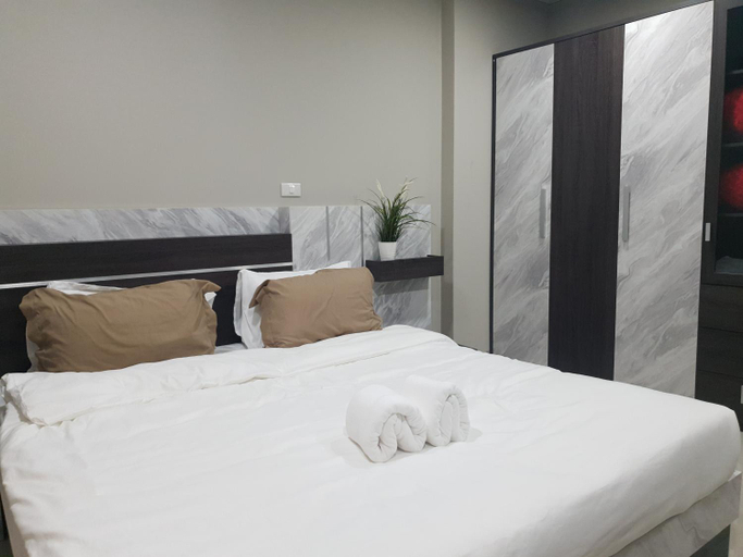 Bedroom 13