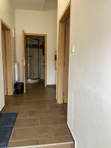 Others 4, Cetnicka stanice Hluboka, České Budějovice