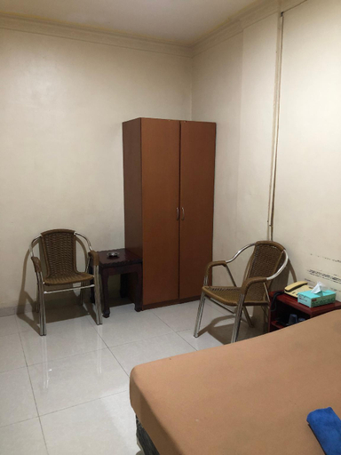 Bedroom 13