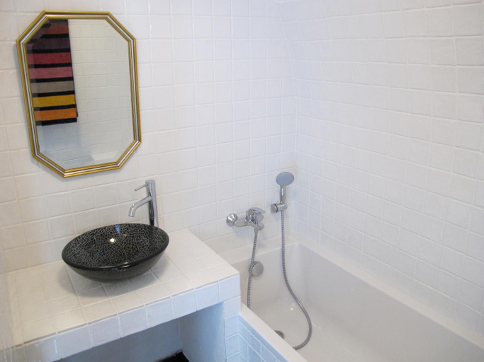 Bathroom 2, "Le Chateau", Hautes-Alpes