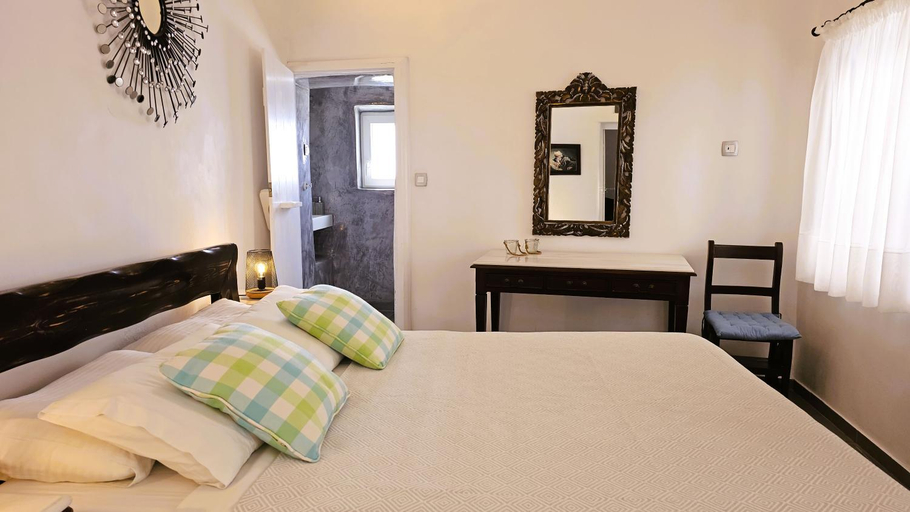 Bedroom 3, Aqua & Terra Traditional Cave Houses, South Aegean