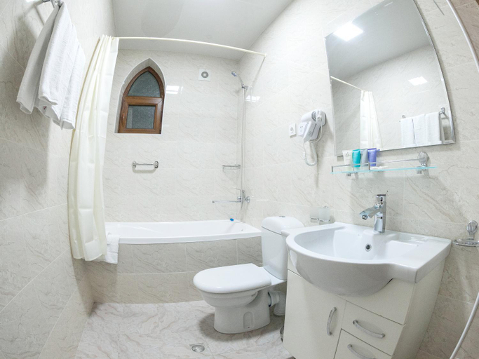 Bathroom 4, Royal Bukhara hotel, Buxoro