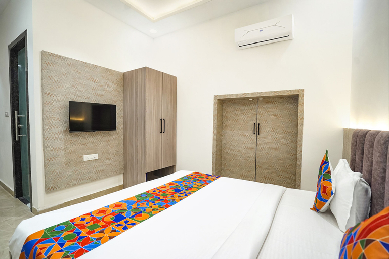 Bedroom 5, Fabhotel Mahalaxmii Grand, Kanpur Nagar