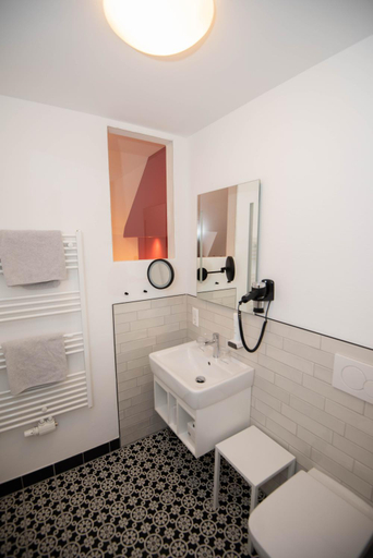 Bathroom 2, Design Hotel Sophie´s, Aurich
