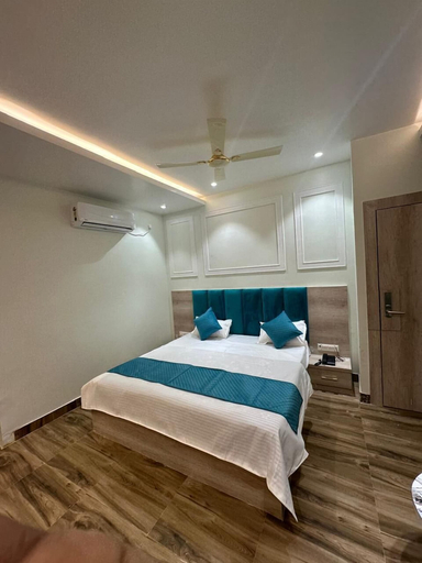 Bedroom 2, Hotel Ballian's INN, Kaushambi