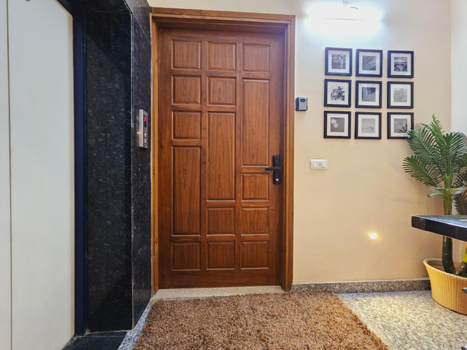 Others 4, Rukiye Zara Sector 30 Gurgaon, Gurgaon
