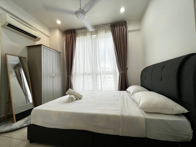 Bedroom 18