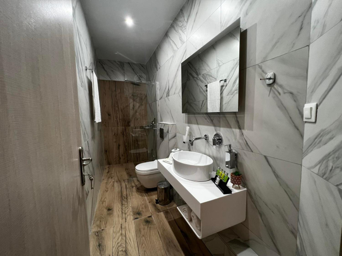 Others 5, Veni's Apartments, East Macedonia and Thrace
