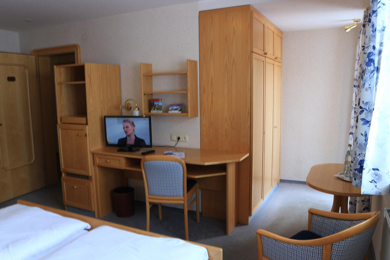 Bedroom 3, Bellevue, Bregenz