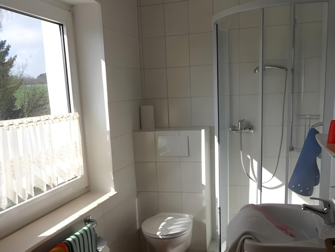 Bathroom 3, Hotel & Pension Haus Dewenter, Paderborn