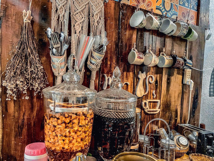 Food & Drinks 5