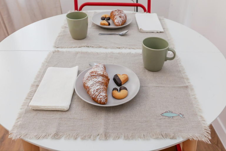 Food & Drinks 3, Spacious Design Apartment Central Milan, Milano