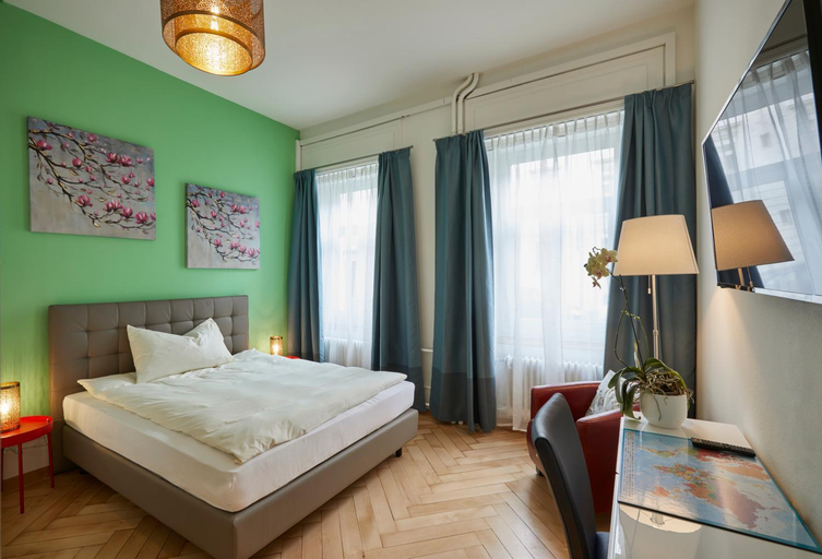 Bedroom 8