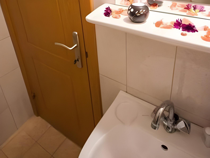Bathroom 4, Anemona Beach Hotel, Ionian Islands