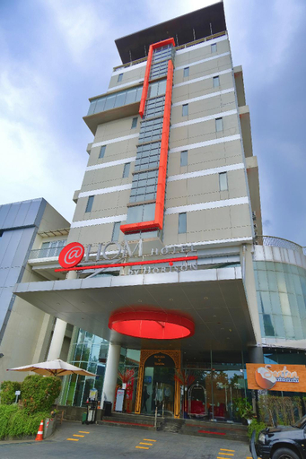 Exterior 2