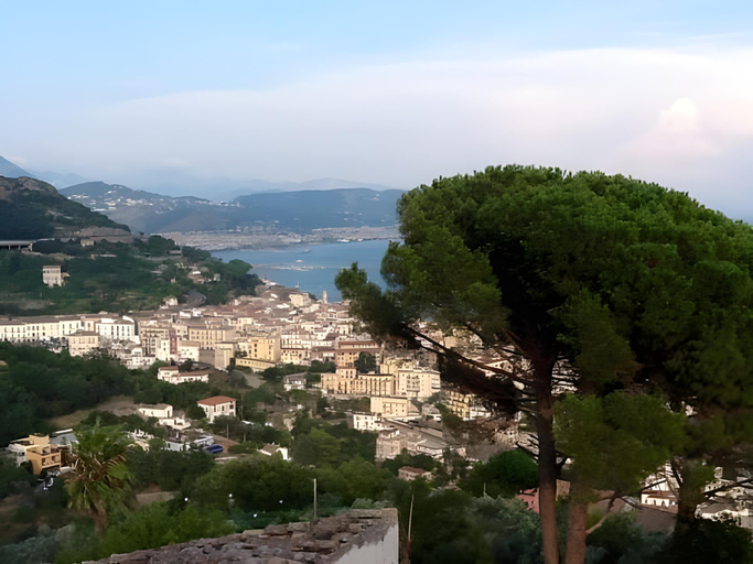 Others 4, La Soffitta Sul Mare, Salerno