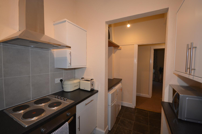 Others 5, Wallace Apartment, Stirling