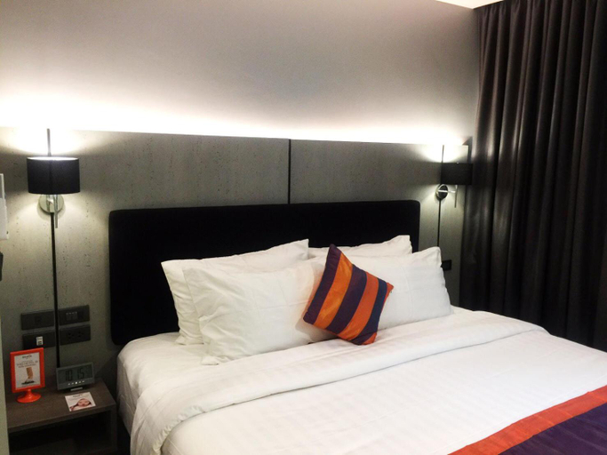Bedroom 26