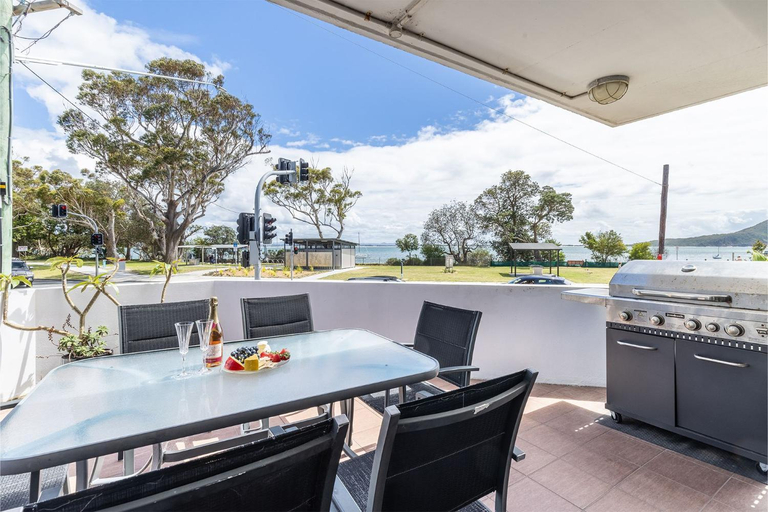 Others 4, Fleetwood 2 spectacular views, Port Stephens