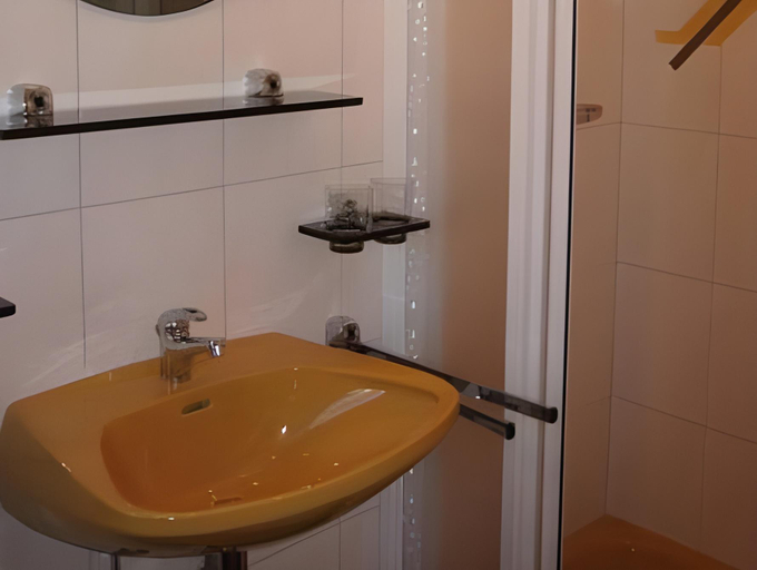 Bathroom 2, Ferienwohnungen Potscher Maria, Lienz