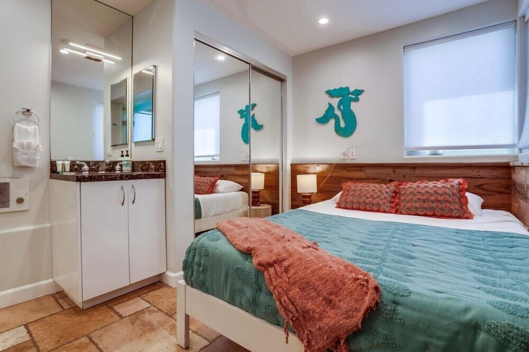 Bedroom 2, Ocean Breeze 1, San Diego