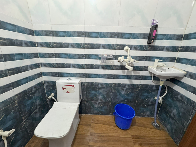 Bathroom 3, It's Braj Raj Home Stay, Mathura