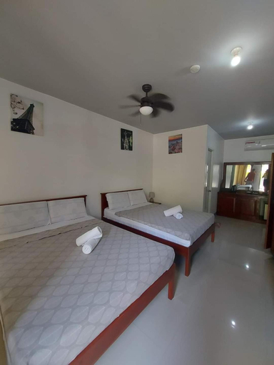 Bedroom 4, Garden Village Resort, Moalboal