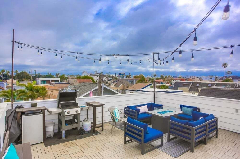 Food & Drinks, Pacific Pearl, San Diego