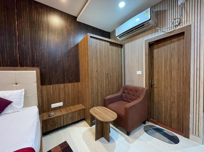 Bedroom 2, Hotel Siddhant Palace, Varanasi