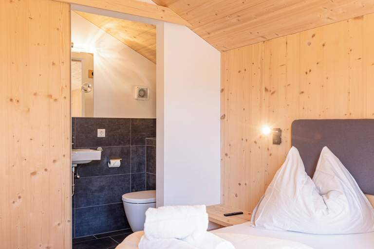 Bedroom 4, Bergeralm Chalets by ALPS RESORTS, Innsbruck Land