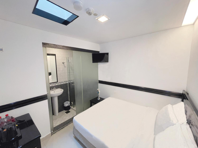 Bedroom 13