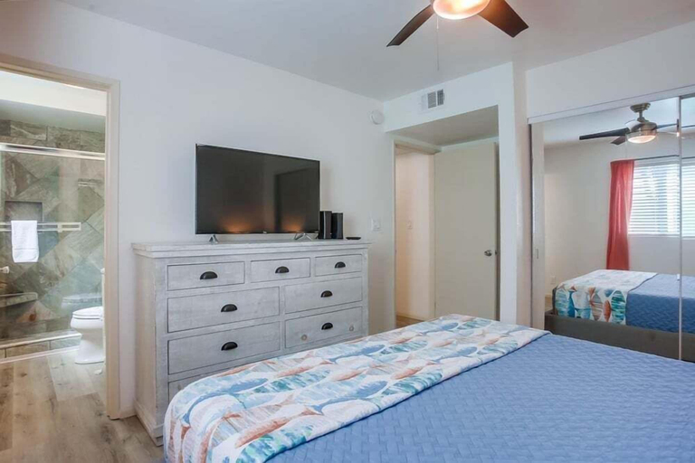 Bedroom 3, Manhattan Shores 2, San Diego