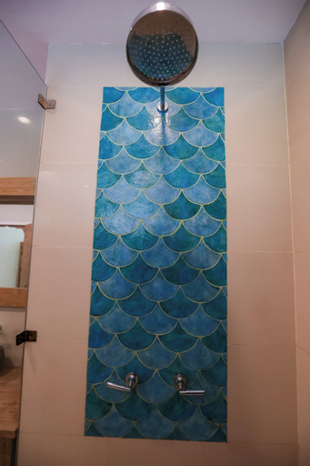Bathroom 13