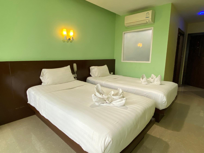 Bedroom 13