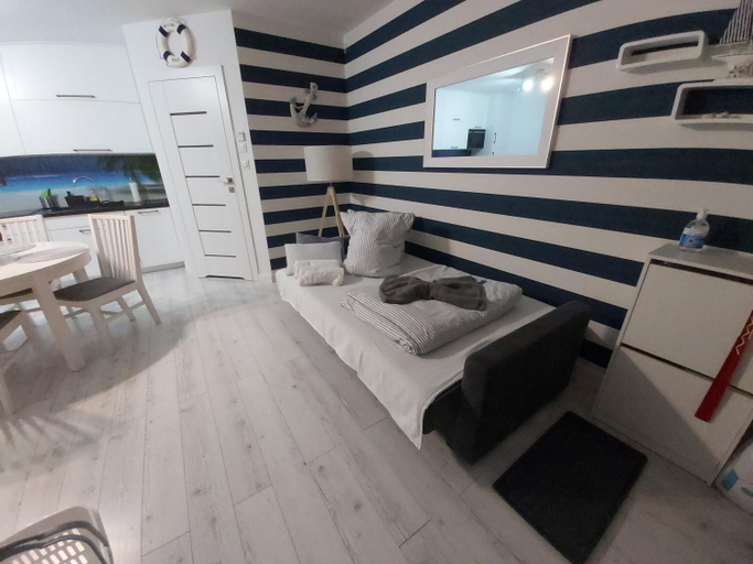 Others 3, Apartament na Wzgorzu, Puck