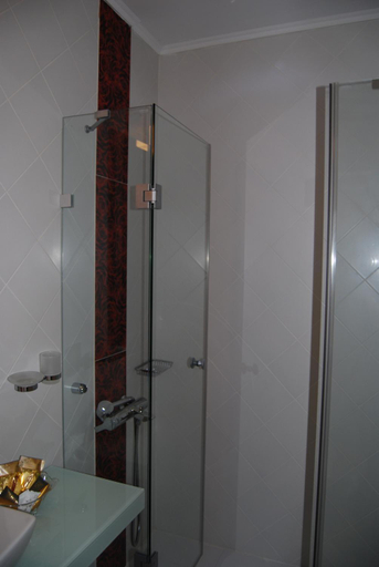 Others 2, Room "honeybee" in a neoclassical house, West Macedonia