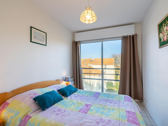 Bedroom 3, Apartment Jardins de Pontaillac-1 by Interhome, Charente-Maritime