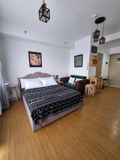 Bedroom 2, Suite 1528, Taguig