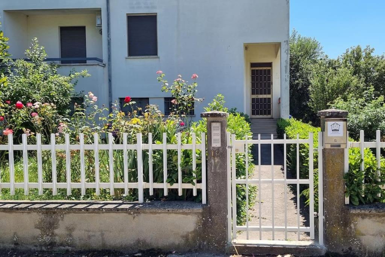 Others 4, Via Guareschi, Parma