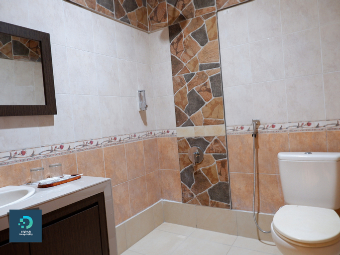 Bathroom 4