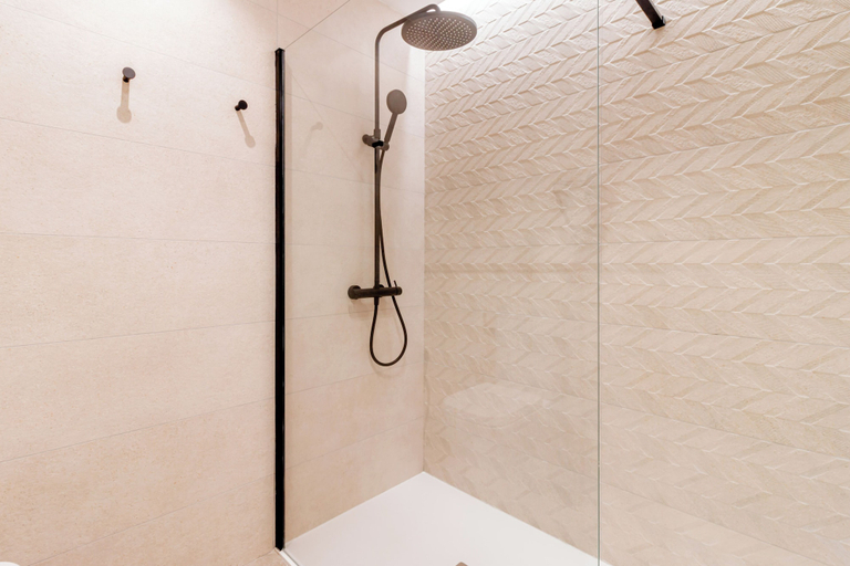 Bathroom 3, Home Art Apartments Bernabéu, Madrid
