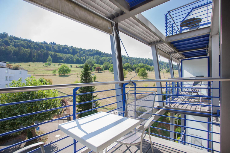 Exterior & Views 5, GUESTHOUSE ZURZACH - Self Check-in, Zurzach