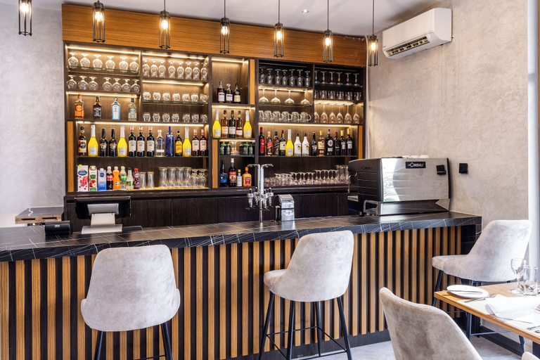 Food & Drinks, Yellow trumpet wuse, AbujaMun