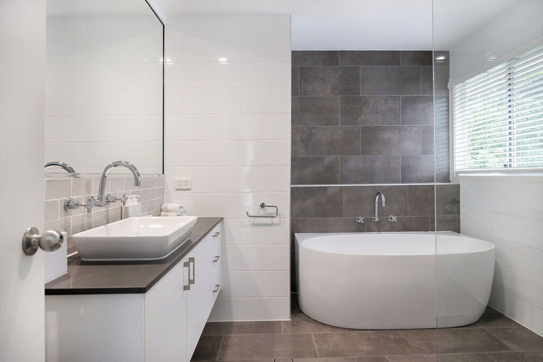 Bathroom, Pavilion Beach House, Shoalhaven - Pt B
