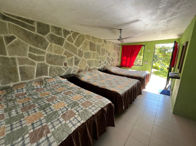 Others 3, Hotel Villa Aventura, Xochitlán de Vicente Suárez