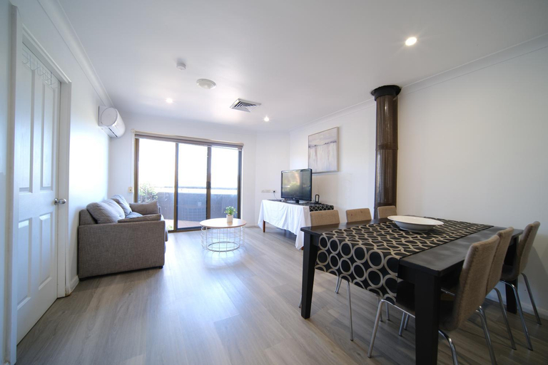 Dining Room 16