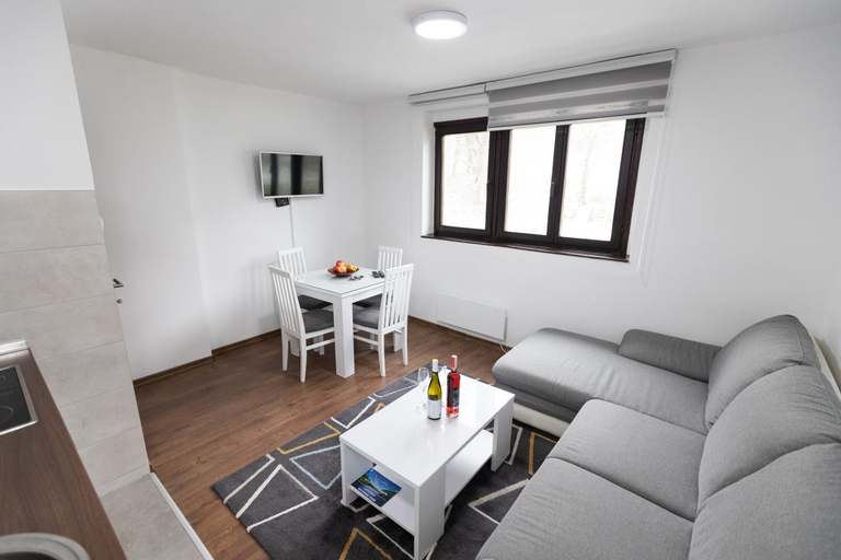 Others 3, Apartman Zelengora, Foča