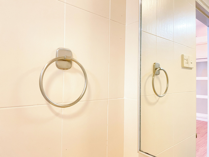 Bathroom 21
